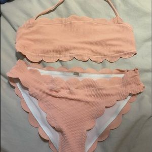 ⭐️pink scallop bikini⭐️